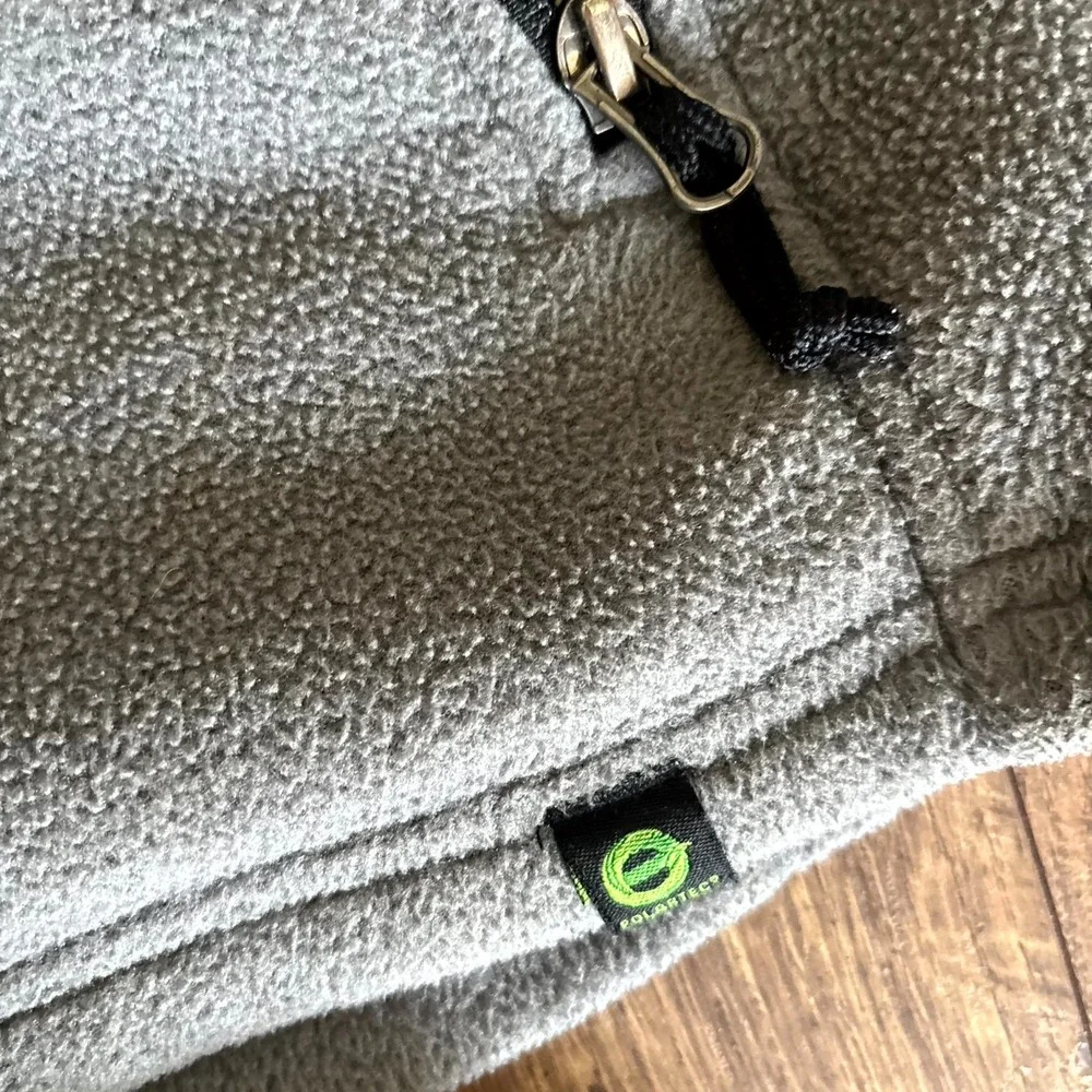 Eddie Bauer medium vest